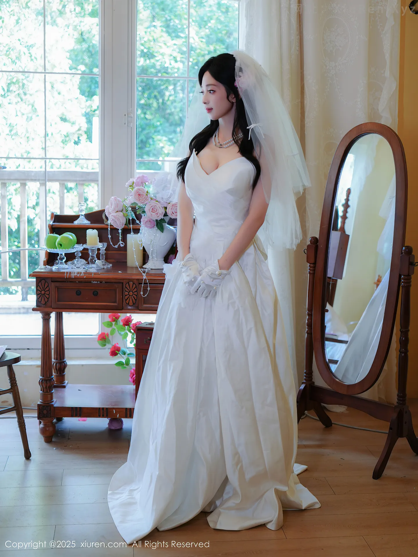 图片[2]-[XiuRen秀人网] VOL.10769 新人模特朱朱molly性感白色婚纱配白色丝袜秀凹凸身材诱惑写真54P-秀人网官方网站